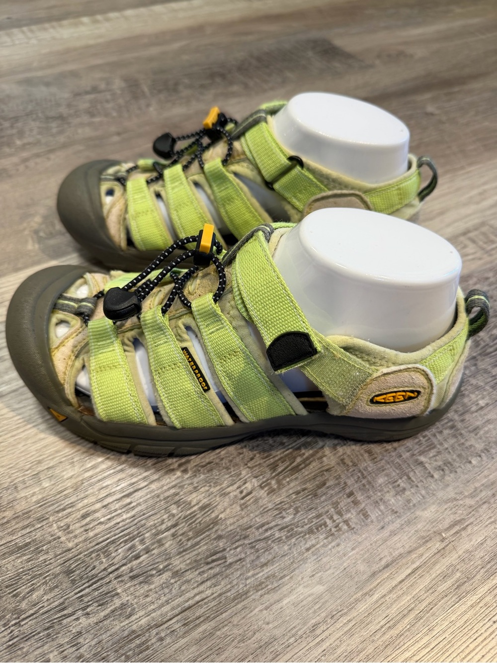KEEN Newport H2 Big Kids Lime Green Closed-Toe Outdoor Hiking Water Sandals